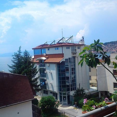 Apartments Smakoski Ohrid Ruang foto