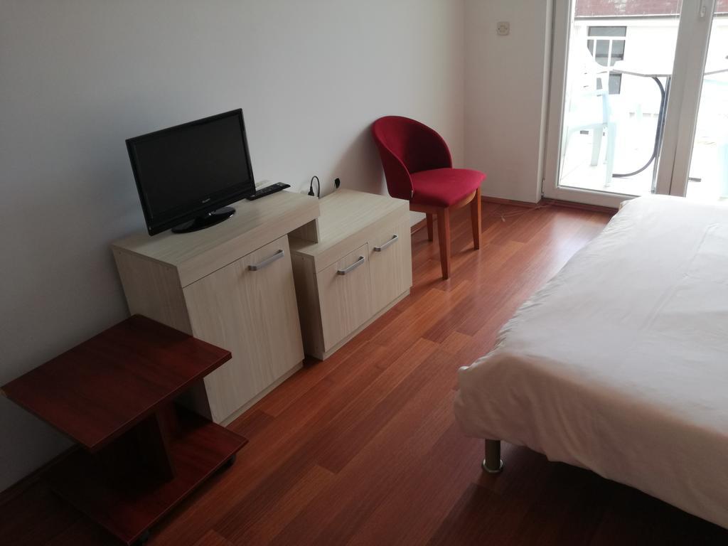 Apartments Smakoski Ohrid Bagian luar foto